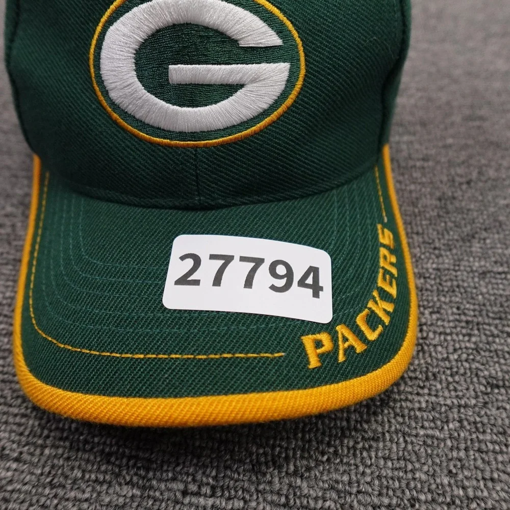 Vintage Green Bay Packers Hat Cap Strap Back Mens One Size NFL Logo Athletic